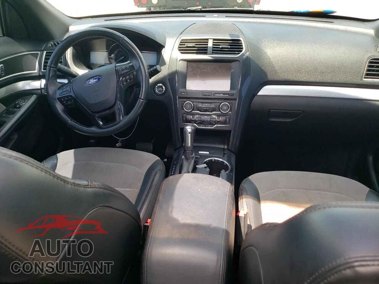 FORD EXPLORER 2017 - 1FM5K7DH2HGD95323