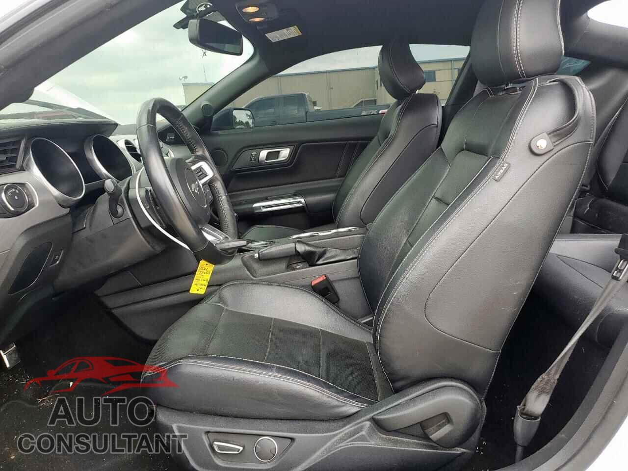 FORD MUSTANG 2019 - 1FA6P8CFXK5168129