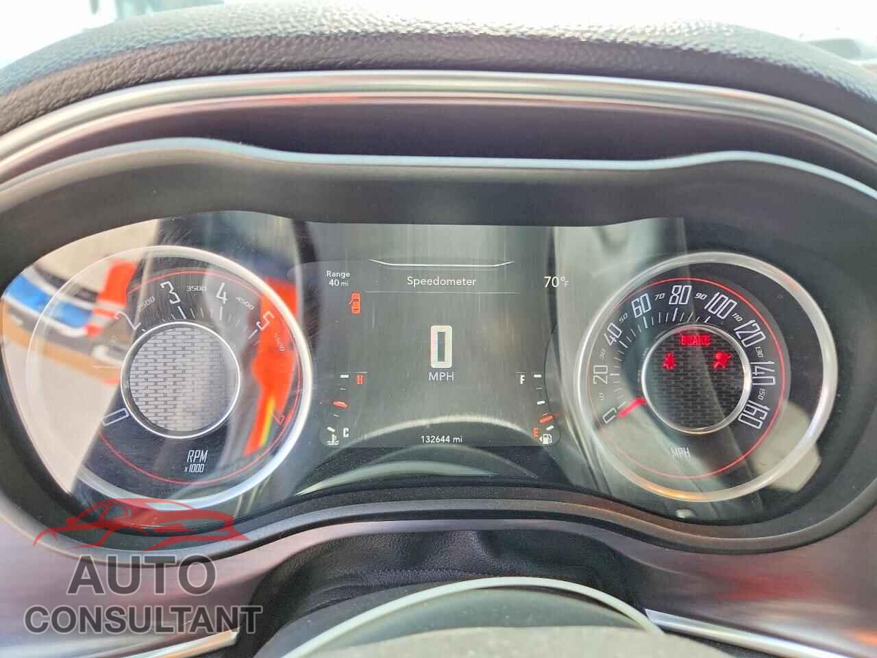 DODGE CHALLENGER 2015 - 2C3CDZAT4FH833193