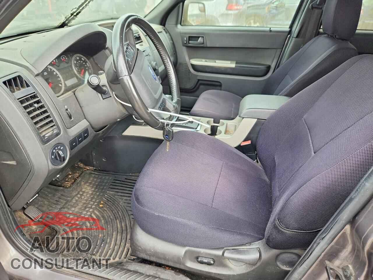 FORD ESCAPE 2011 - 1FMCU9D79BKB81969