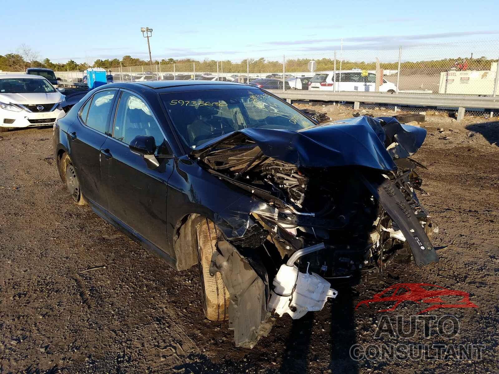 TOYOTA CAMRY 2018 - 4T1BZ1HK8JU007987