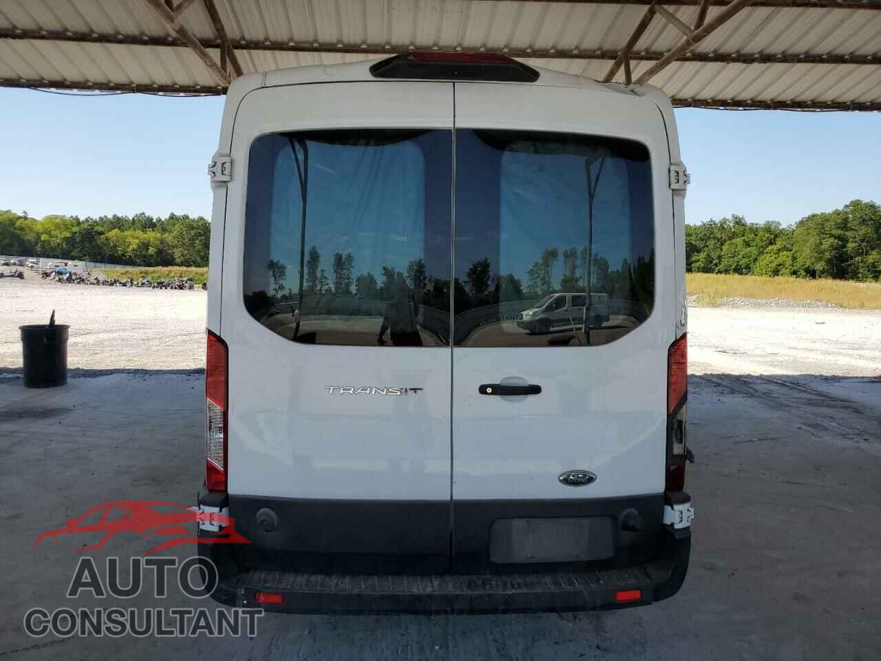 FORD TRANSIT 2019 - 1FTYR2CM8KKA87298