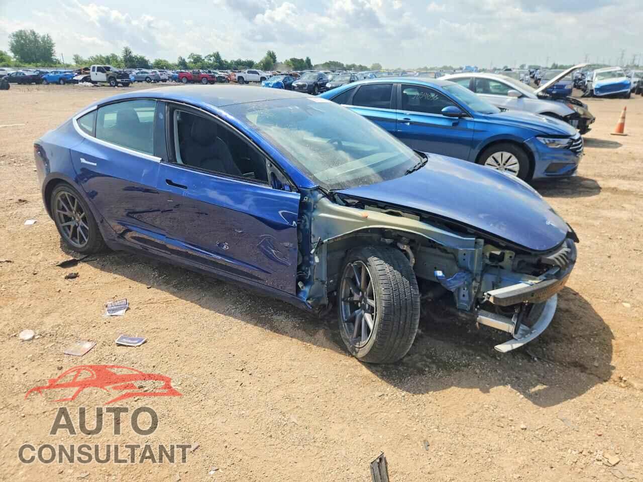 TESLA MODEL 3 2019 - 5YJ3E1EB8KF418275