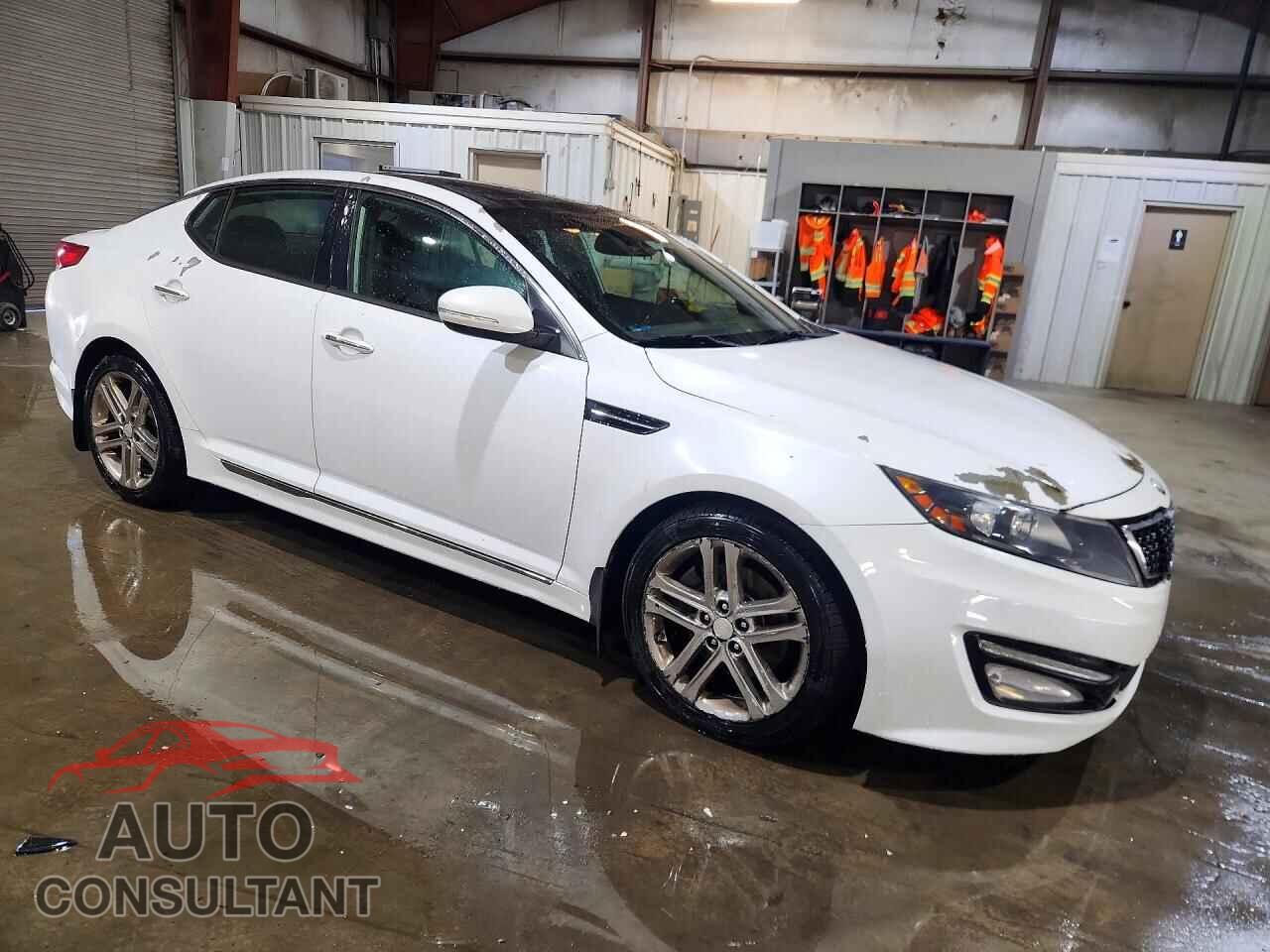 KIA OPTIMA 2013 - 5XXGR4A60DG098711