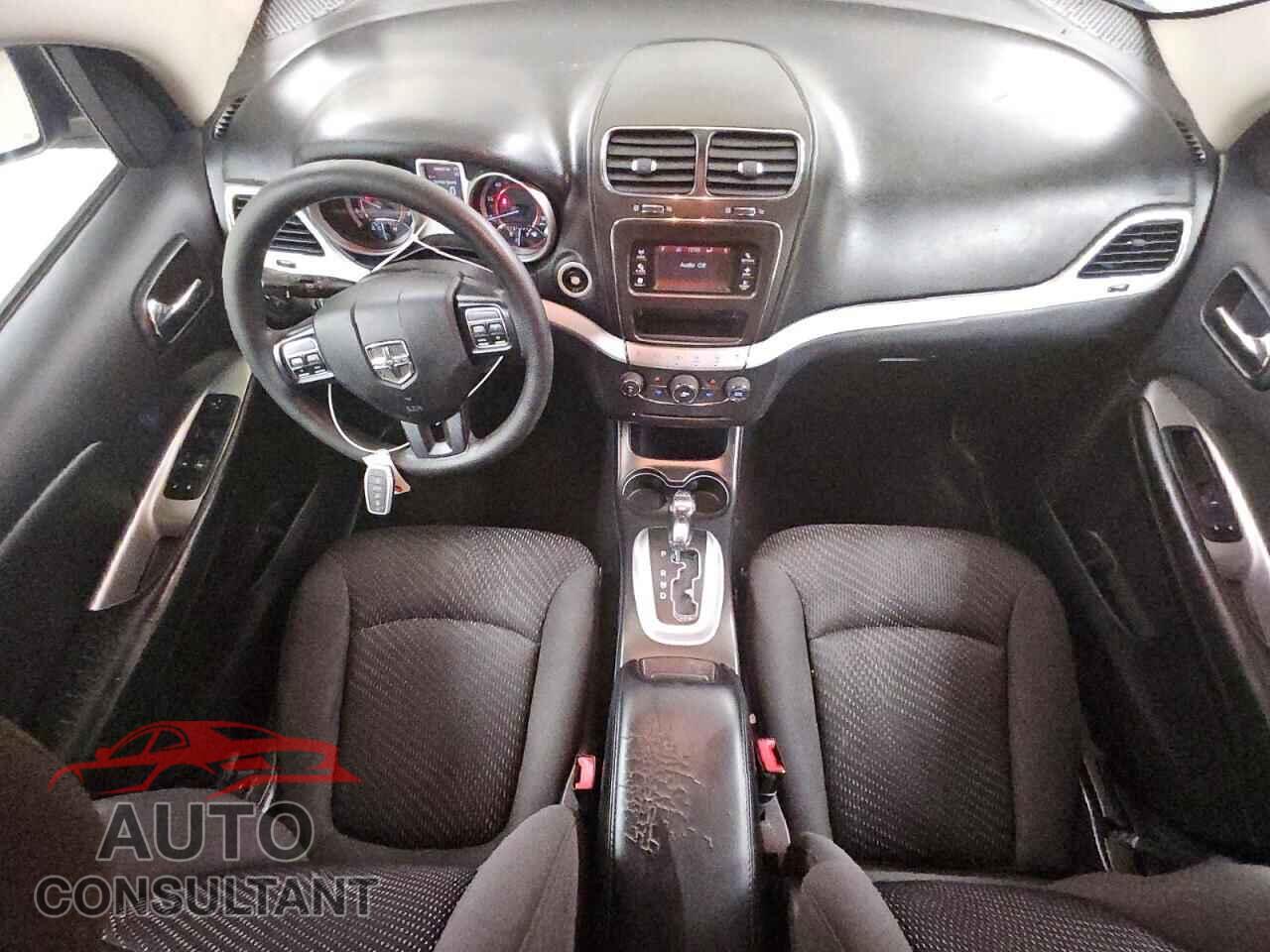 DODGE JOURNEY 2017 - 3C4PDCBG7HT533332