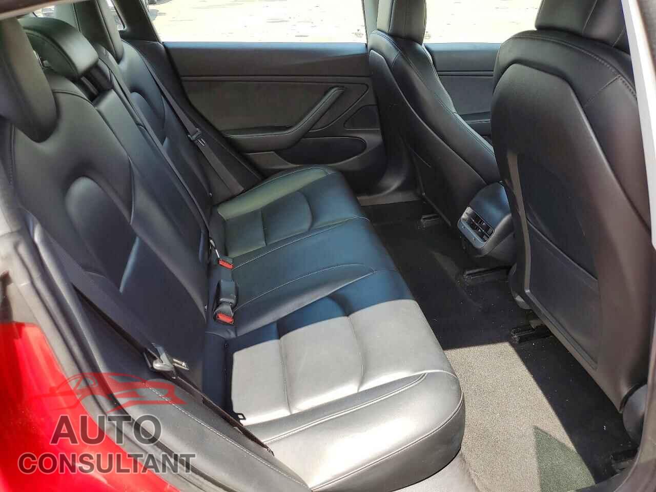 TESLA MODEL 3 2018 - 5YJ3E1EA8JF126051