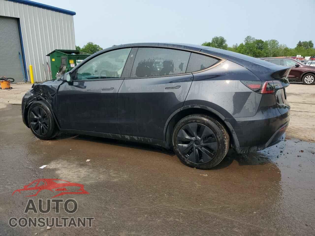 TESLA MODEL Y 2024 - 7SAYGDEE3RF200933