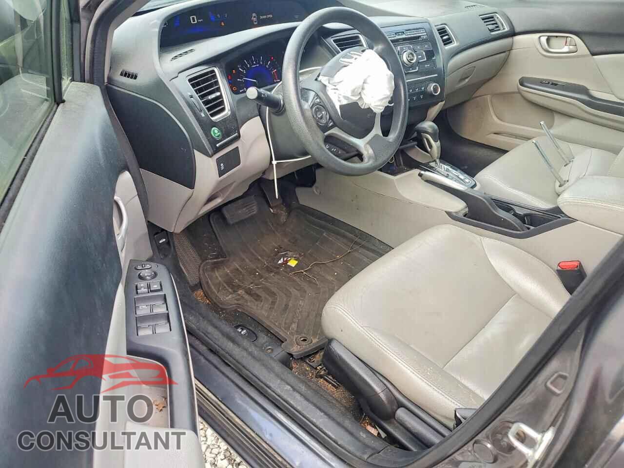 HONDA CIVIC 2013 - 2HGFB2F50DH577665