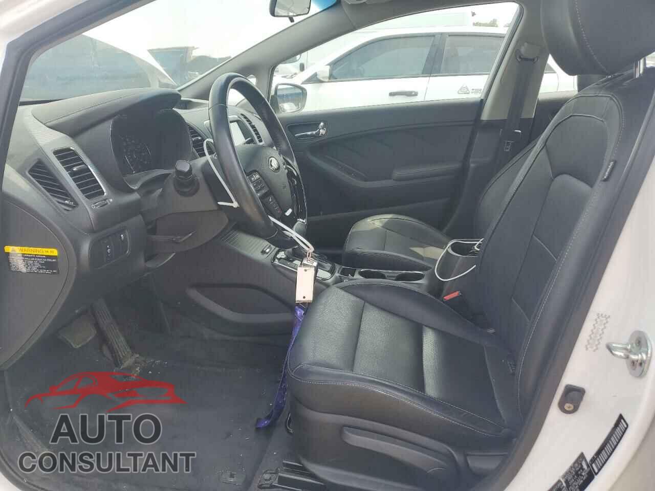 KIA FORTE 2017 - 3KPFL4A84HE005508