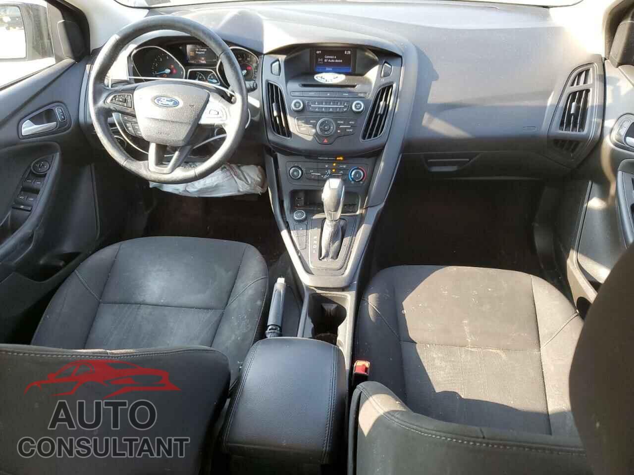 FORD FOCUS 2016 - 1FADP3K21GL243439