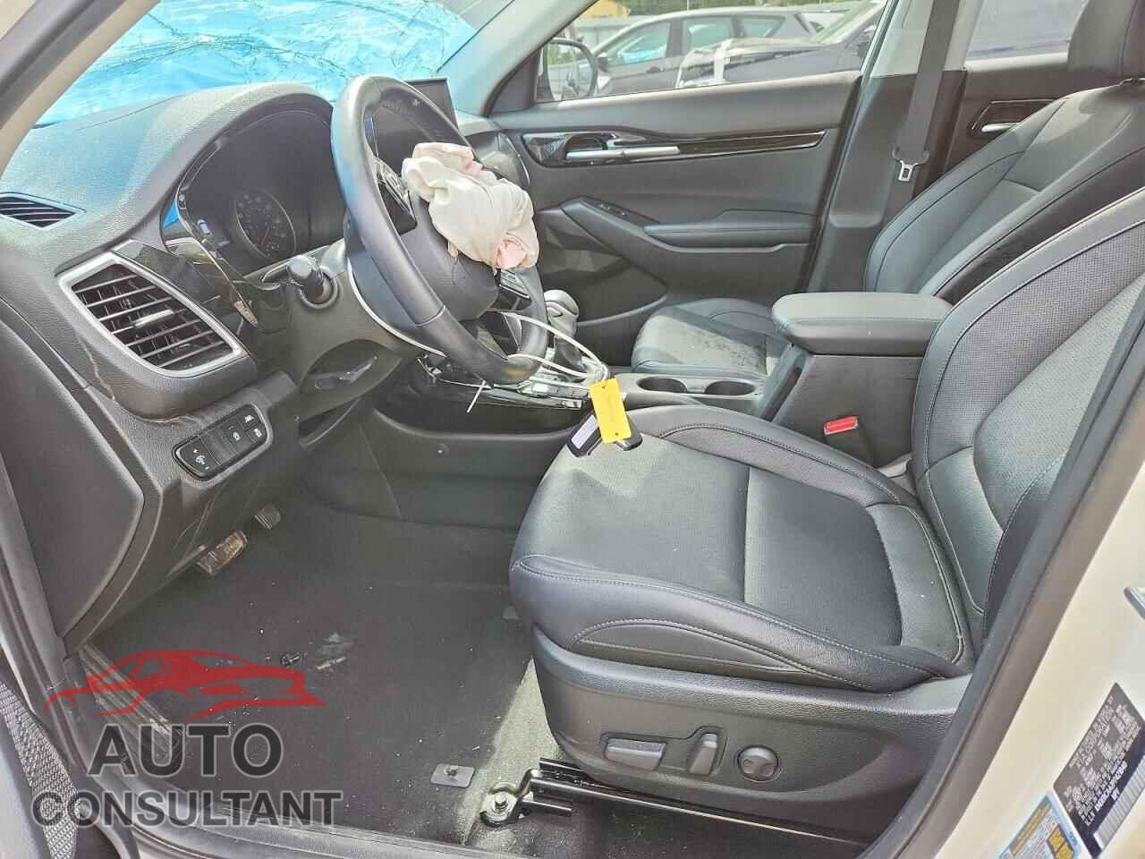 KIA SELTOS 2023 - KNDERCAA2P7421840