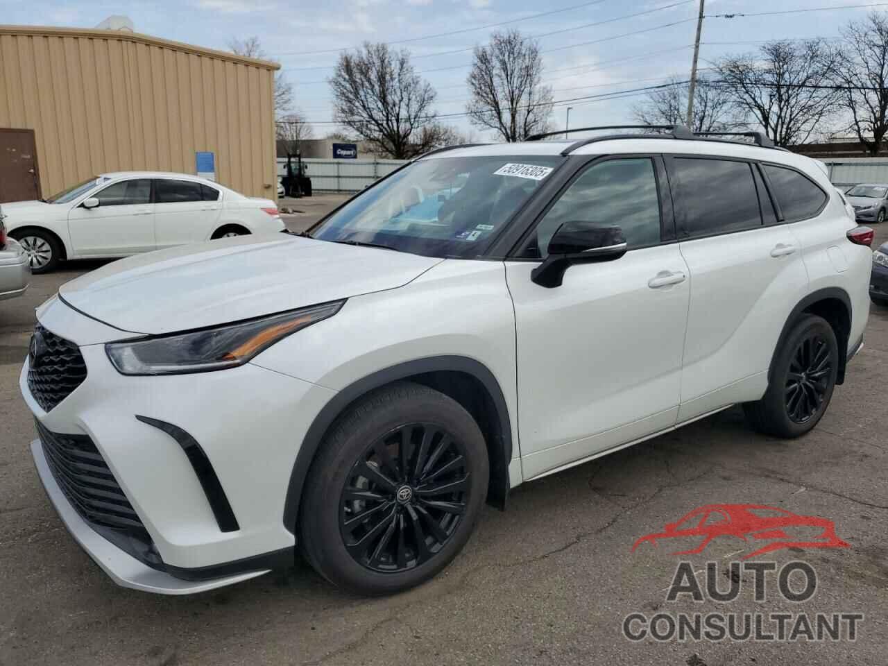 TOYOTA HIGHLANDER 2023 - 5TDKDRBH4PS508354