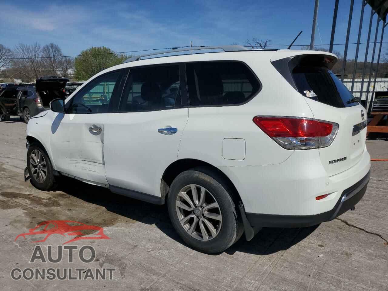 NISSAN PATHFINDER 2015 - 5N1AR2MN6FC652149