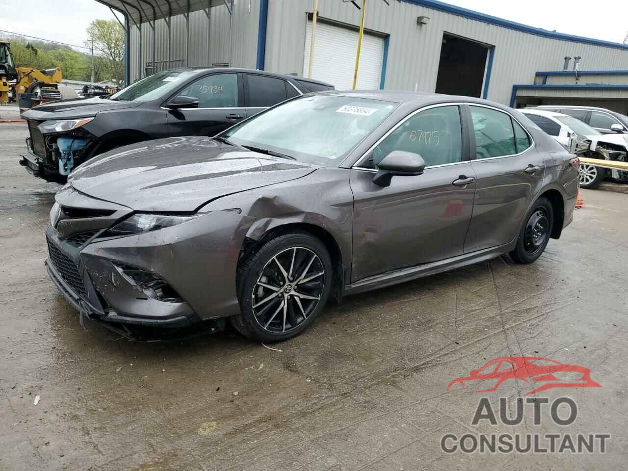 TOYOTA CAMRY 2021 - 4T1G11AK4MU601214