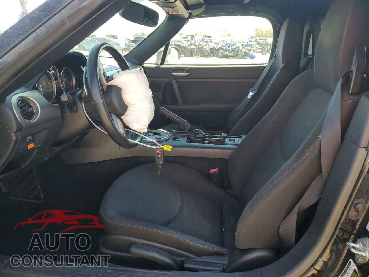 MAZDA MX5 2011 - JM1NC2LF3B0217988