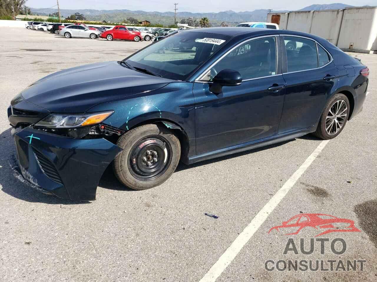 TOYOTA CAMRY 2018 - 4T1B11HK8JU656759
