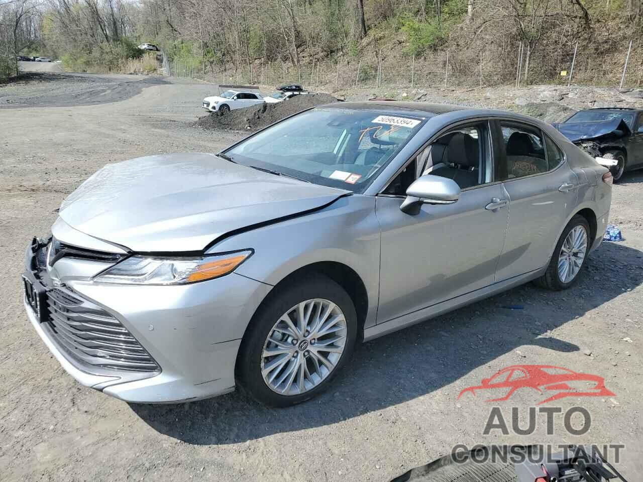 TOYOTA CAMRY 2019 - 4T1B11HK0KU819969