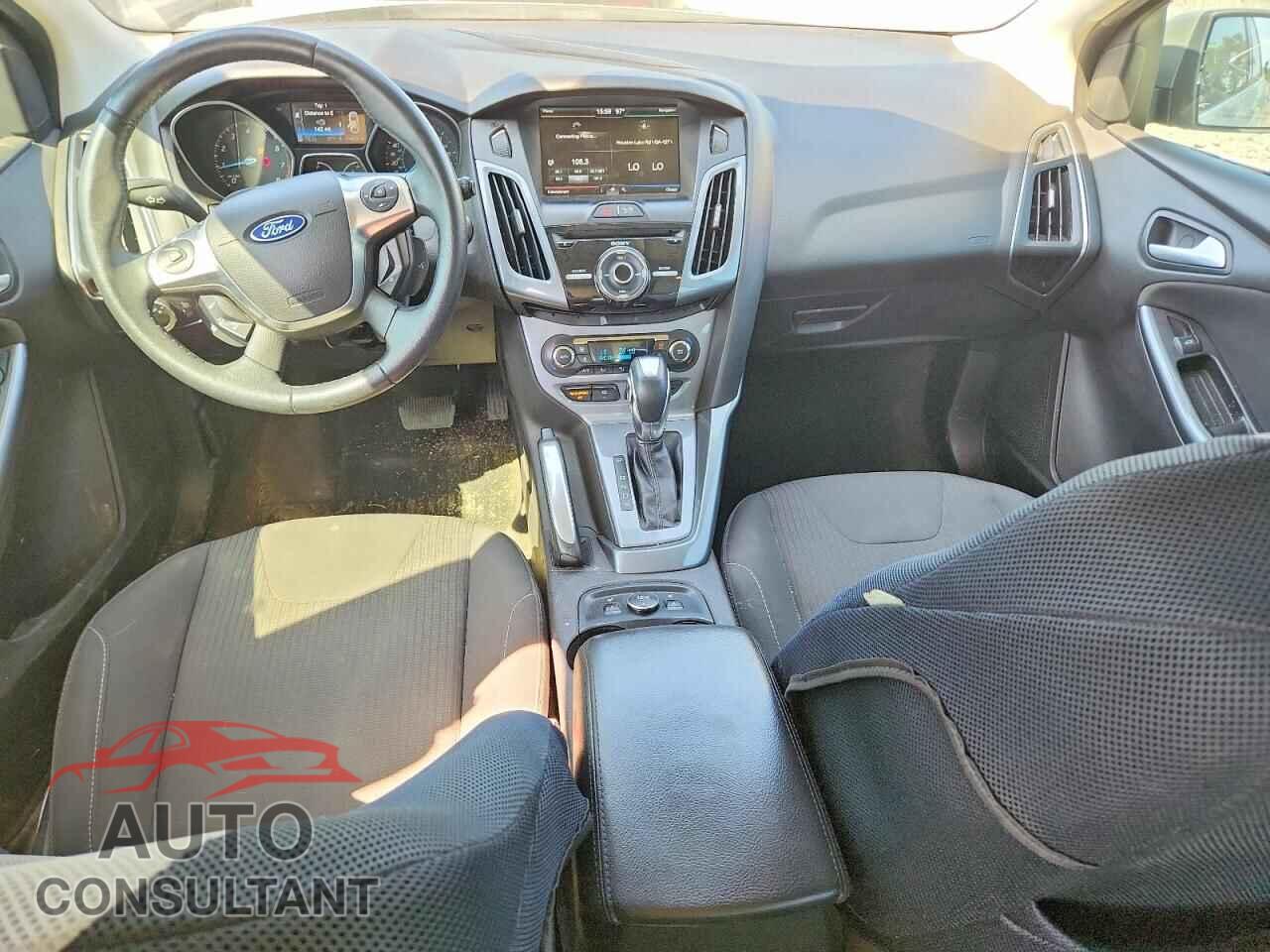 FORD FOCUS 2012 - 1FAHP3N28CL352181