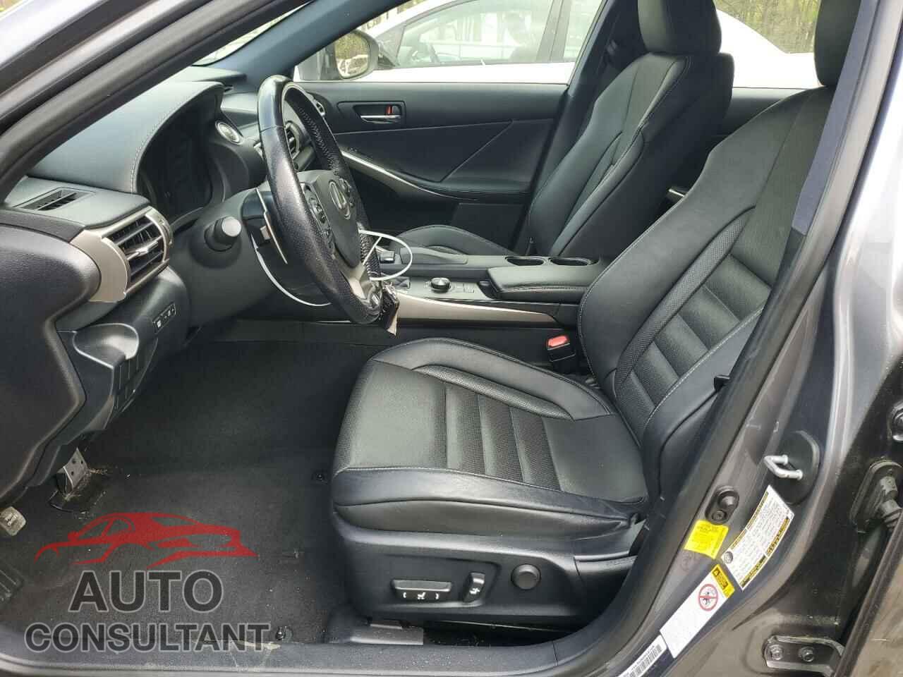 LEXUS IS 2016 - JTHBE1D21G5026288