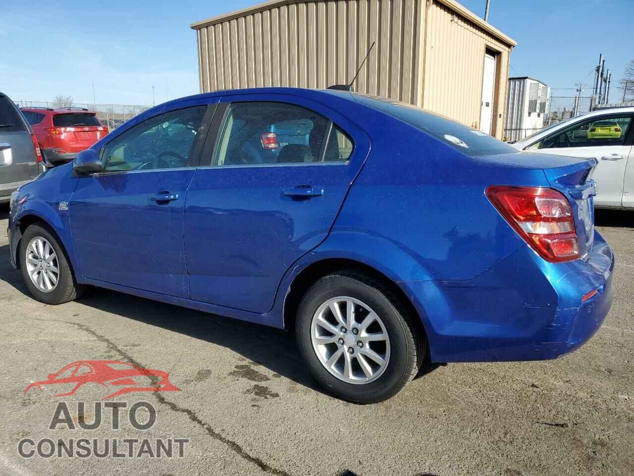 CHEVROLET SONIC 2018 - 1G1JD5SH0J4123647
