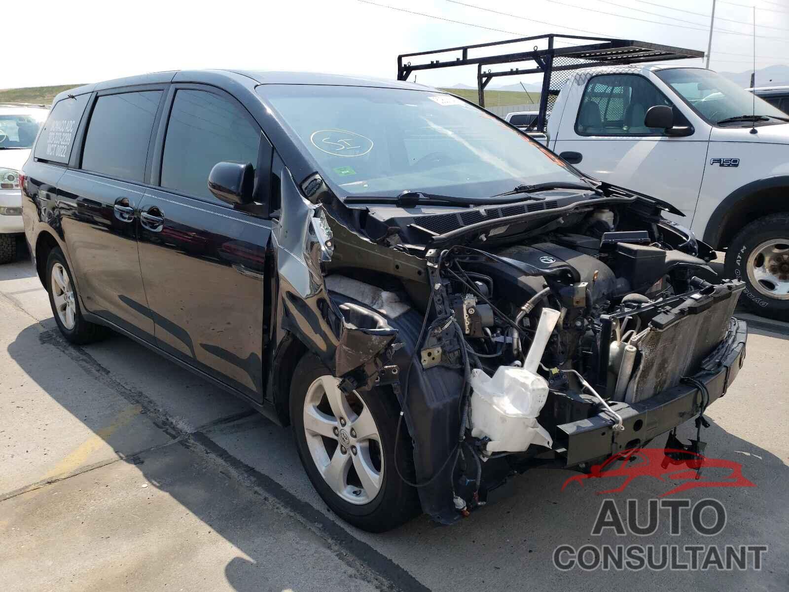 TOYOTA SIENNA 2017 - 5TDKZ3DCXHS798519