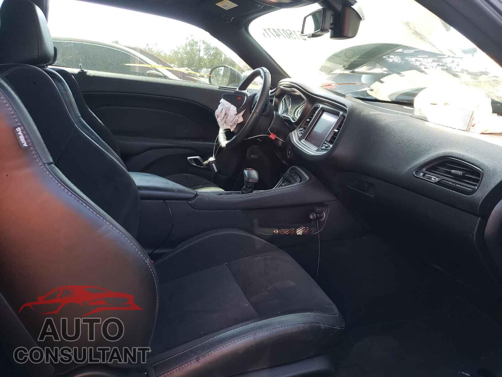DODGE CHALLENGER 2019 - 2C3CDZKG1KH741812
