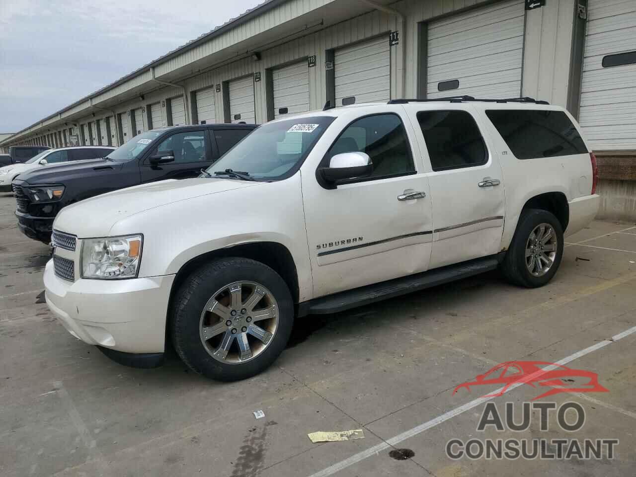 CHEVROLET SUBURBAN 2011 - 1GNSKKE39BR145559