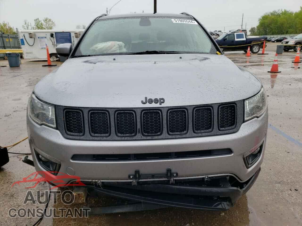 JEEP COMPASS 2018 - 3C4NJDBB2JT313967