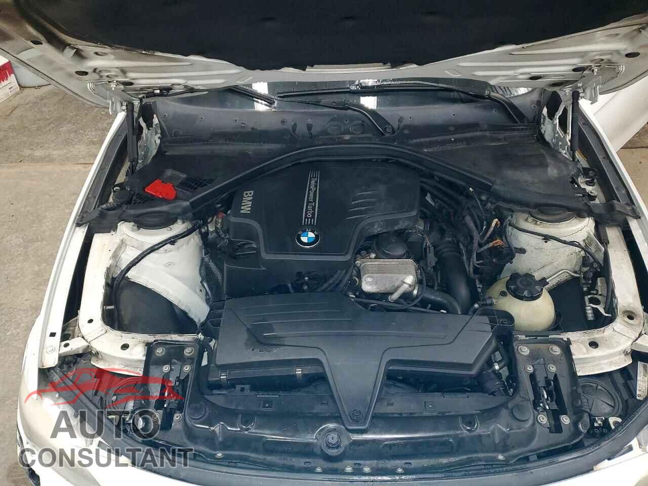 BMW 3 SERIES 2013 - WBA3B3C57DF145763