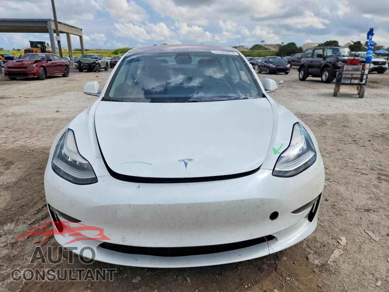 TESLA MODEL 3 2018 - 5YJ3E1EA4JF019658