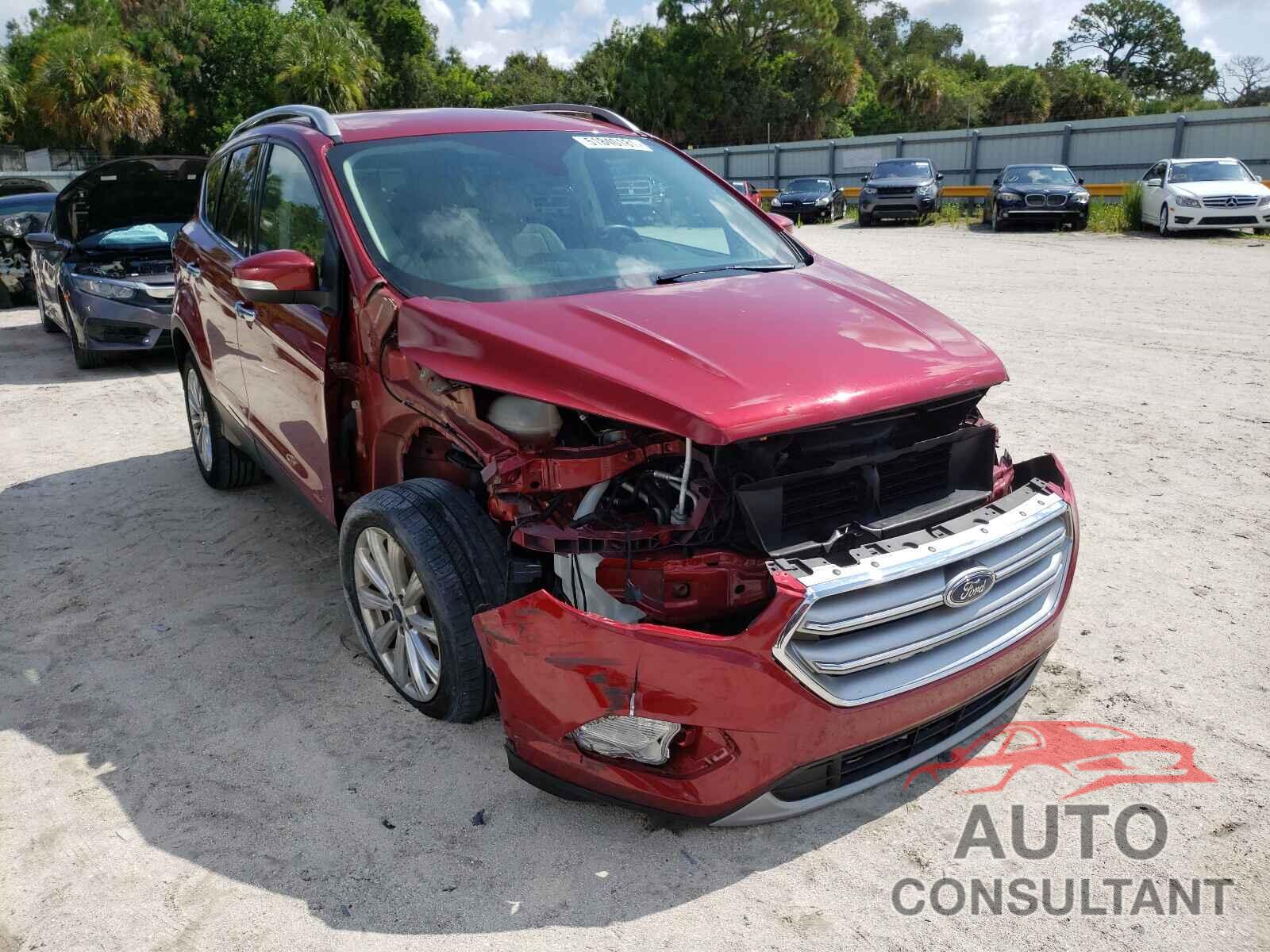 FORD ESCAPE 2017 - 1FMCU0JD3HUA20522