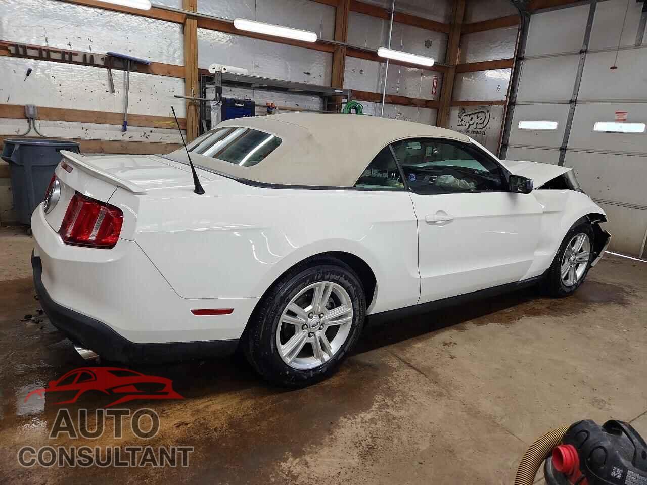 FORD ALL Models 2011 - 1ZVBP8EM8B5148480