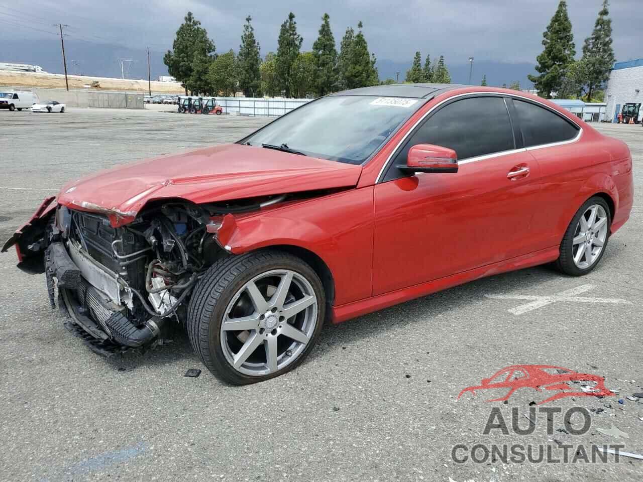 MERCEDES-BENZ C-CLASS 2013 - WDDGJ4HB9DF950276