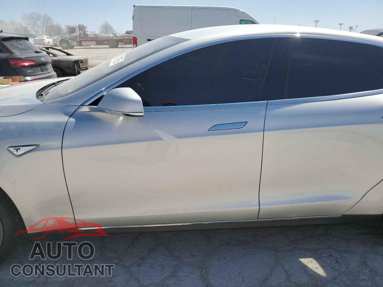 TESLA MODEL S 2013 - 5YJSA1CN5DFP05936