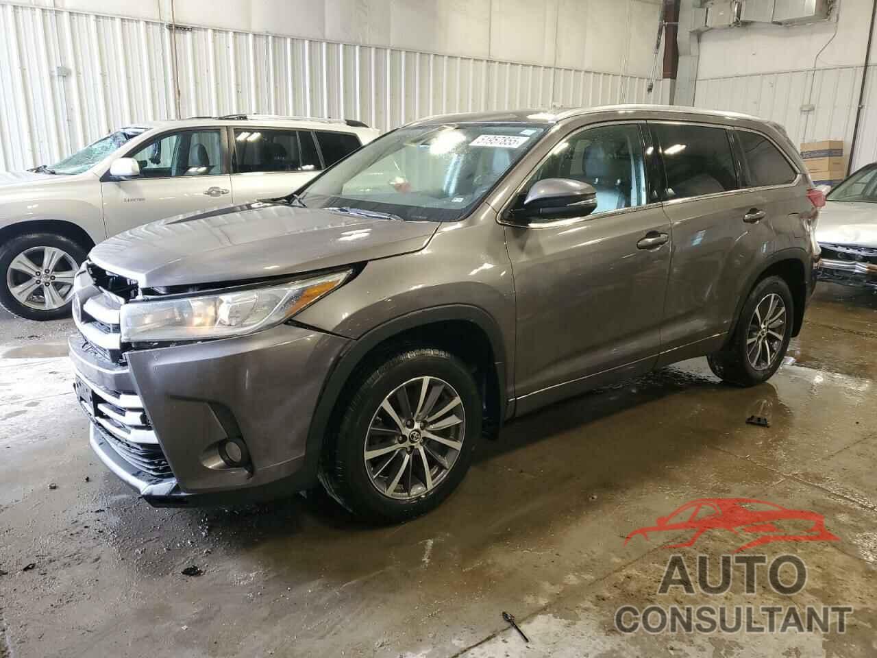 TOYOTA HIGHLANDER 2017 - 5TDJZRFH0HS521157