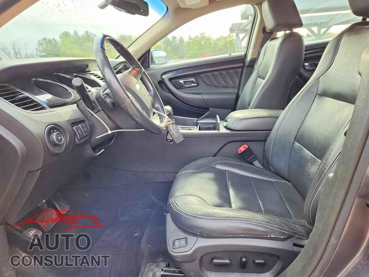 FORD TAURUS 2011 - 1FAHP2FW1BG126969