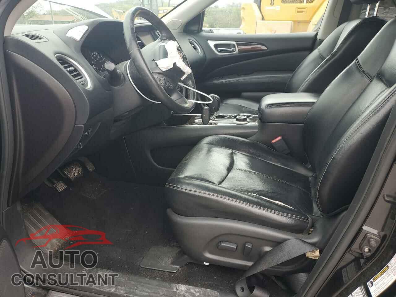 NISSAN PATHFINDER 2015 - 5N1AR2MM9FC656381