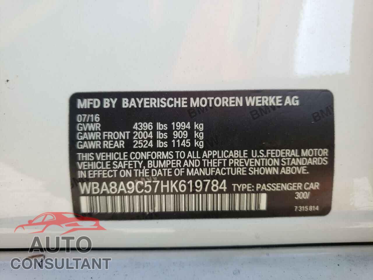 BMW 3 SERIES 2017 - WBA8A9C57HK619784