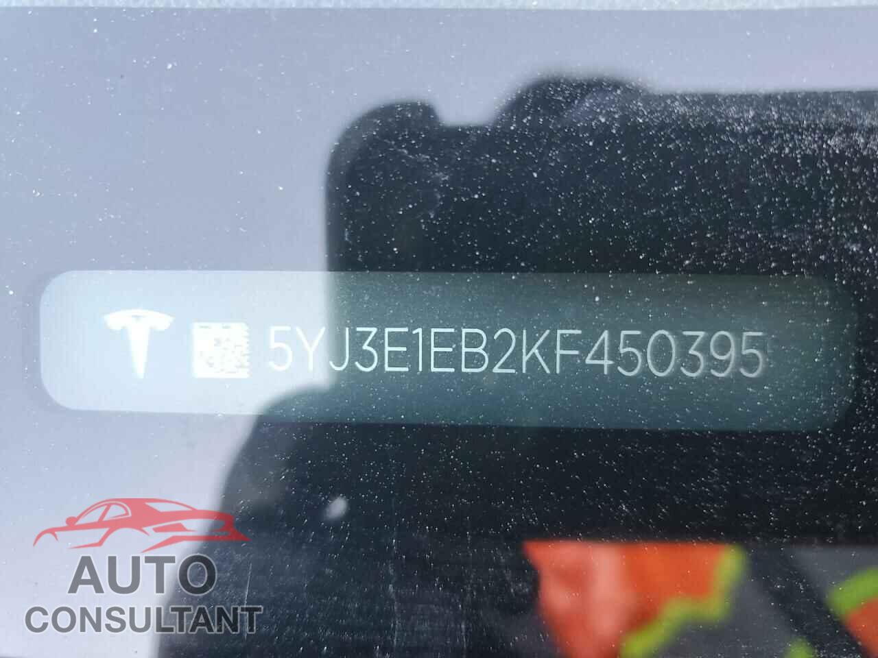 TESLA MODEL 3 2019 - 5YJ3E1EB2KF450395