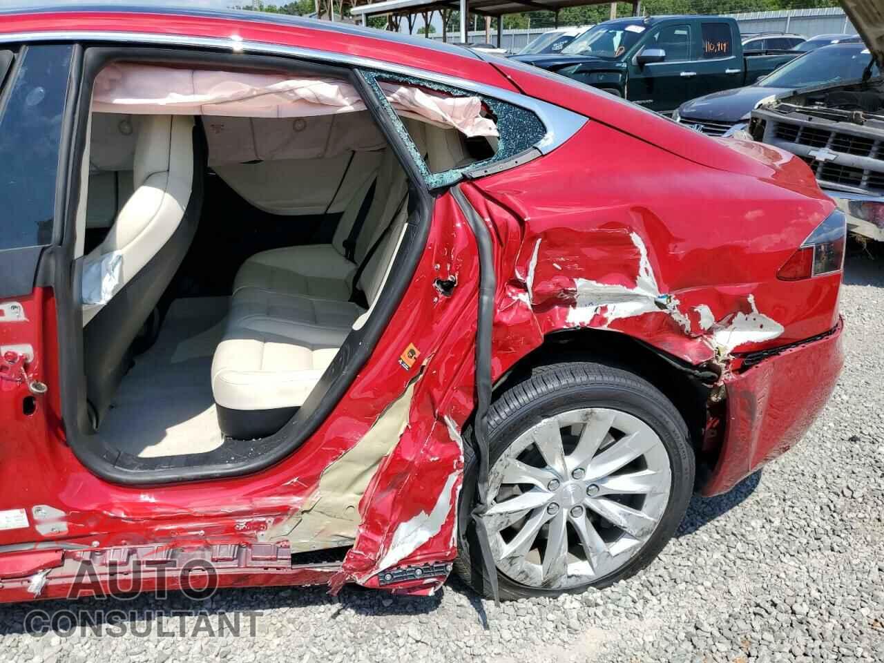 TESLA MODEL S 2018 - 5YJSA1E20JF281418