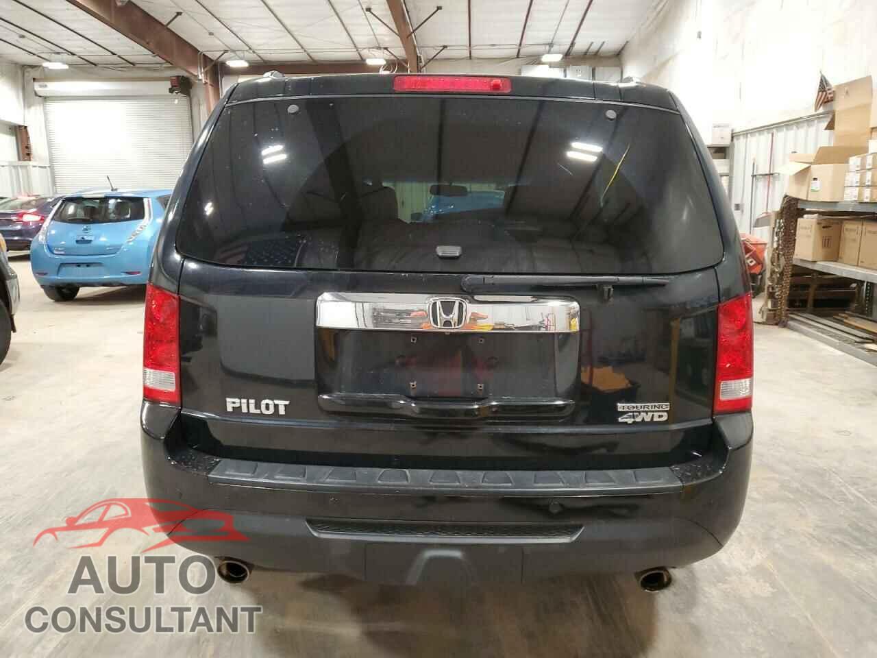 HONDA PILOT 2014 - 5FNYF4H99EB017898