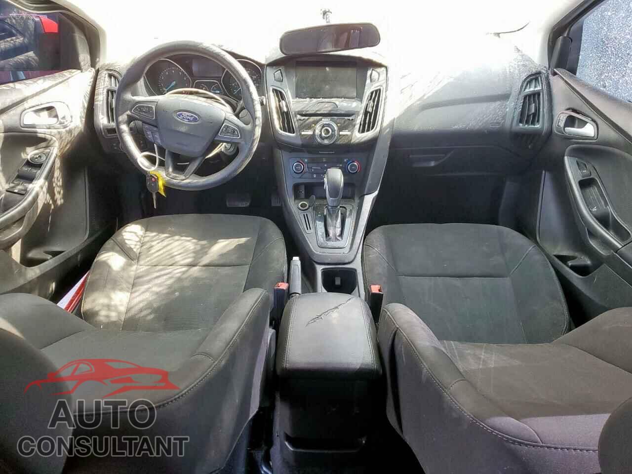 FORD FOCUS 2017 - 1FADP3H28HL248307
