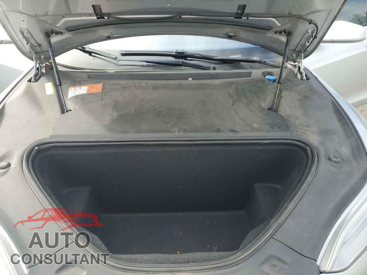 TESLA MODEL S 2016 - 5YJSA1E26GF157310
