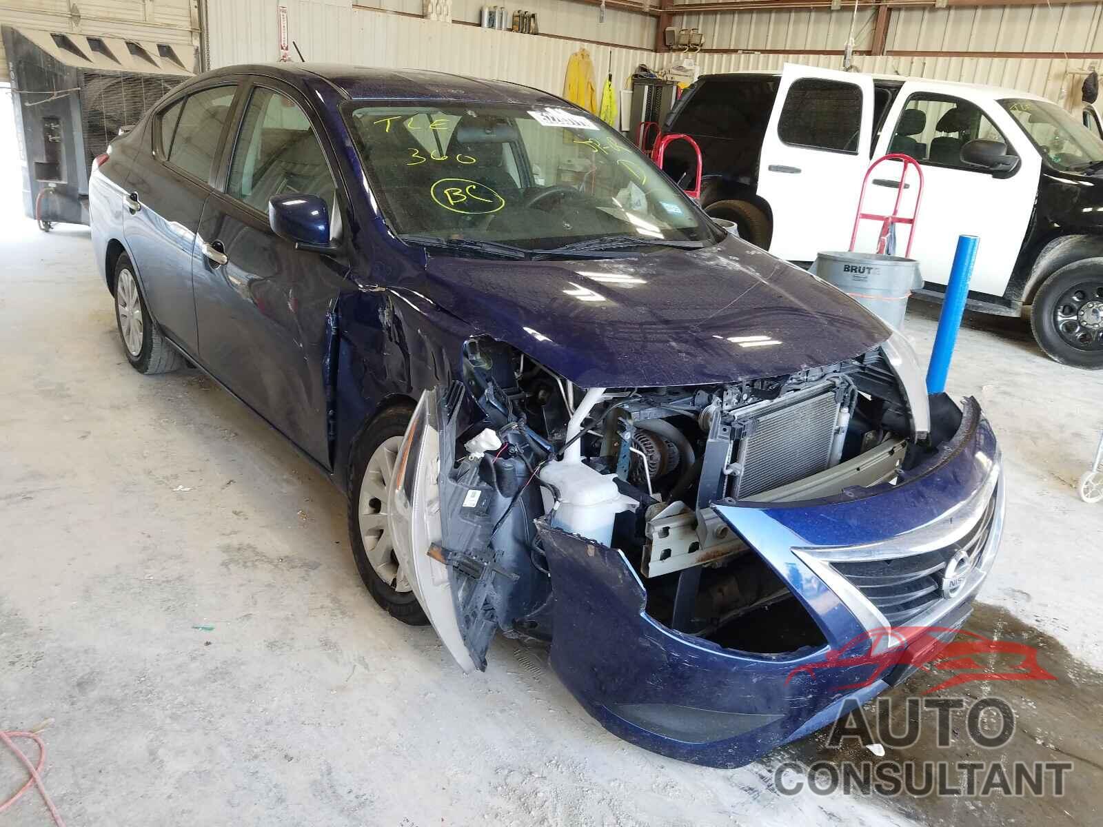 NISSAN VERSA 2018 - 3N1CN7AP6JL866649
