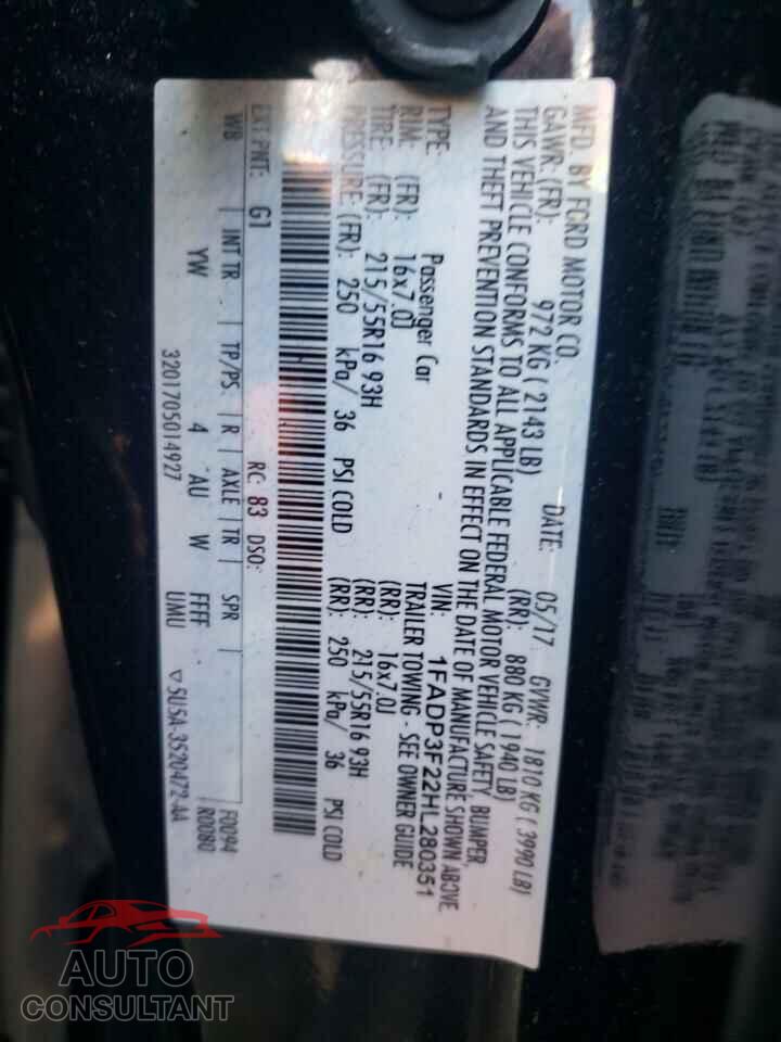 FORD FOCUS 2017 - 1FADP3F22HL280351
