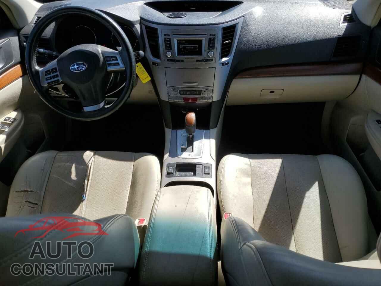 SUBARU OUTBACK 2014 - 4S4BRBLC4E3260130