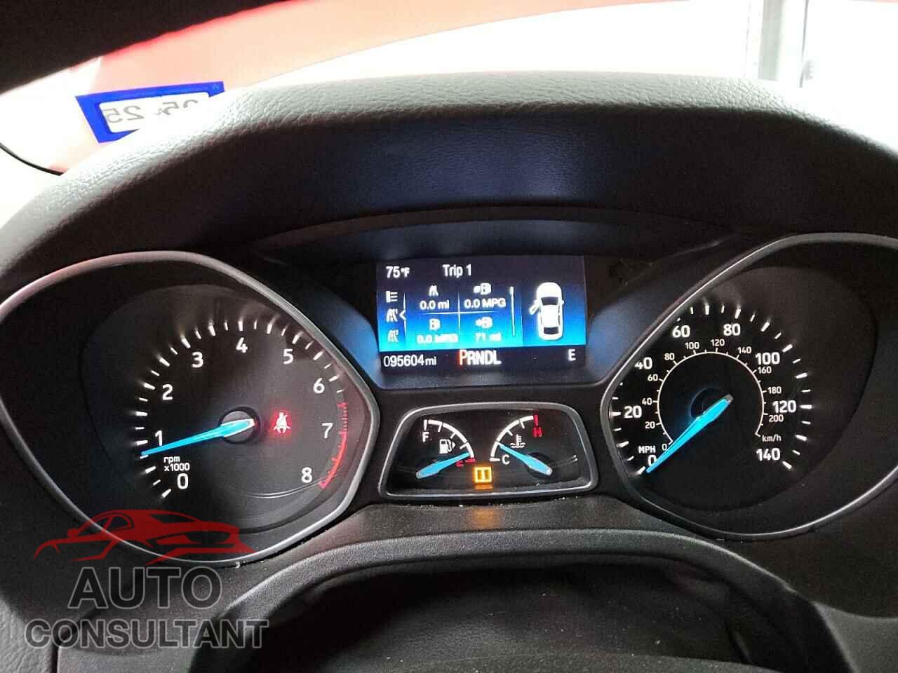 FORD FOCUS 2016 - 1FADP3F24GL404439