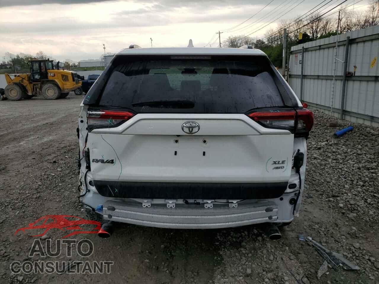 TOYOTA RAV4 2021 - JTMP1RFVXMD075631