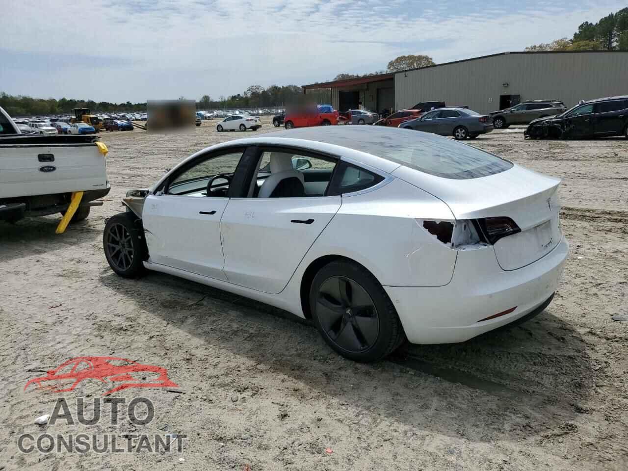 TESLA MODEL 3 2018 - 5YJ3E1EB5JF085810