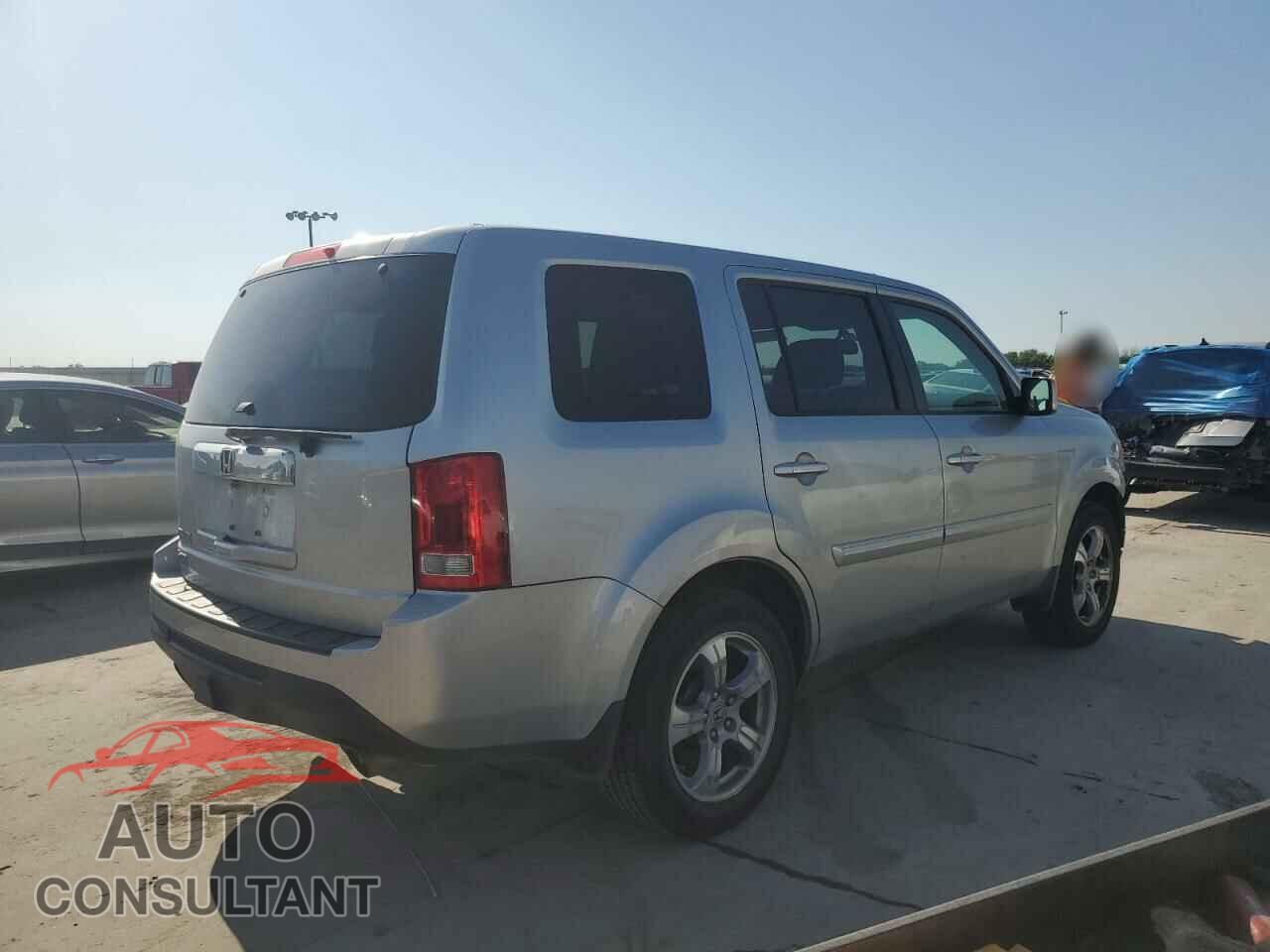 HONDA PILOT 2014 - 5FNYF3H54EB007156